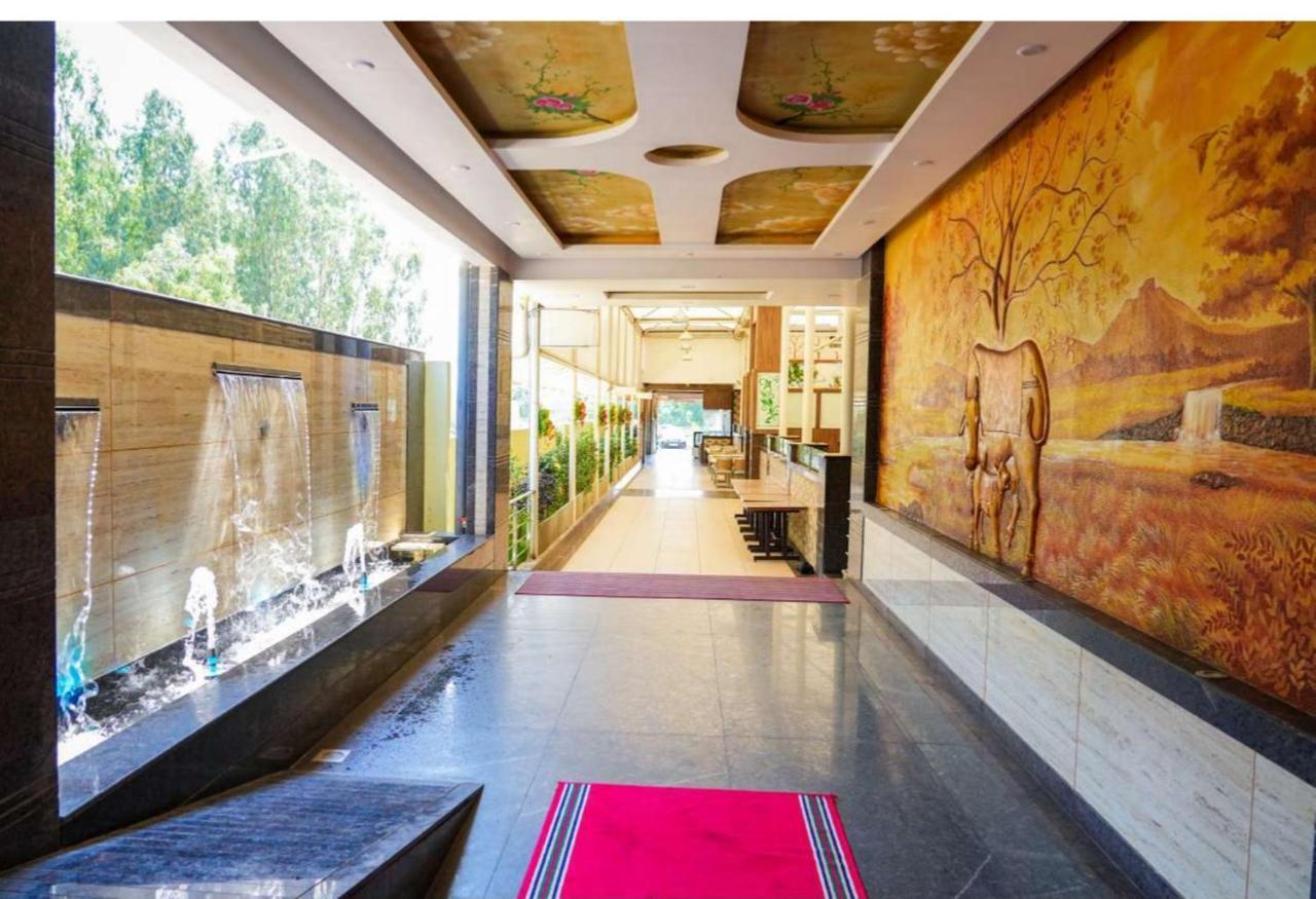Sri Krishna Inn - Kempegowda Airport Bangalore Devanahalli Luaran gambar