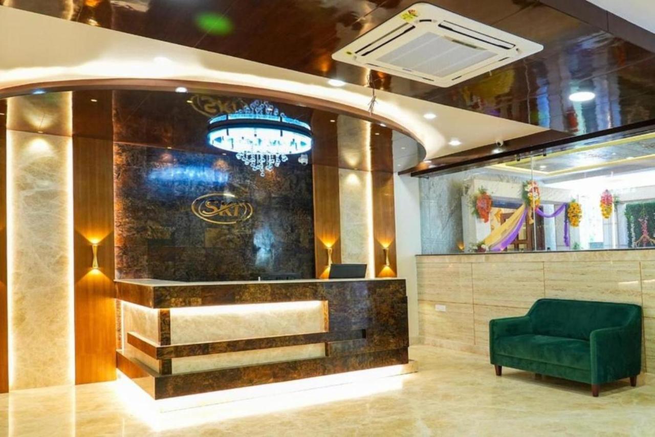 Sri Krishna Inn - Kempegowda Airport Bangalore Devanahalli Luaran gambar