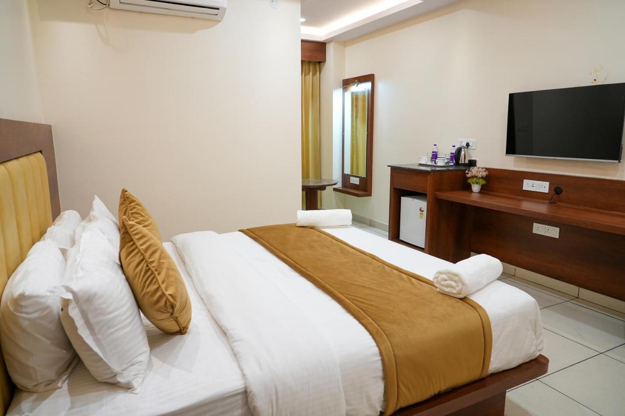 Sri Krishna Inn - Kempegowda Airport Bangalore Devanahalli Luaran gambar