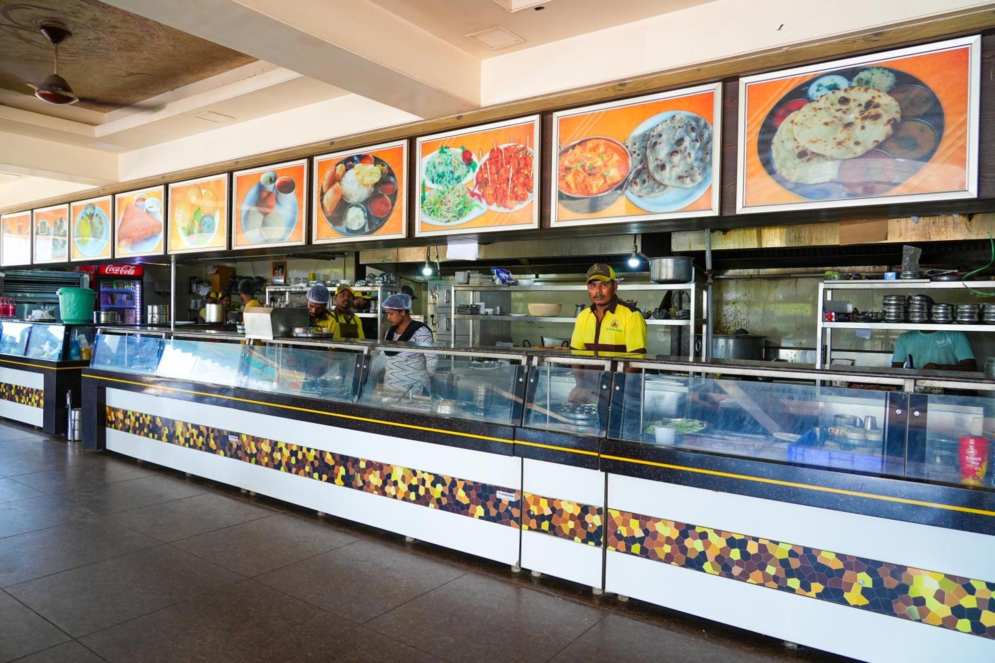 Sri Krishna Inn - Kempegowda Airport Bangalore Devanahalli Luaran gambar